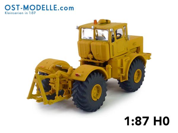 Traktor Kirovets K701 gelb ohne Motorverkleidung